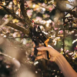 Fiskars Gartenschere 'Amboss' 7 Fiskars Gartenschere 'Amboss' -Fiskar Garten Geschaft 0920300457 FISKARS Gartenschere Amboss PowerStep 4 106738